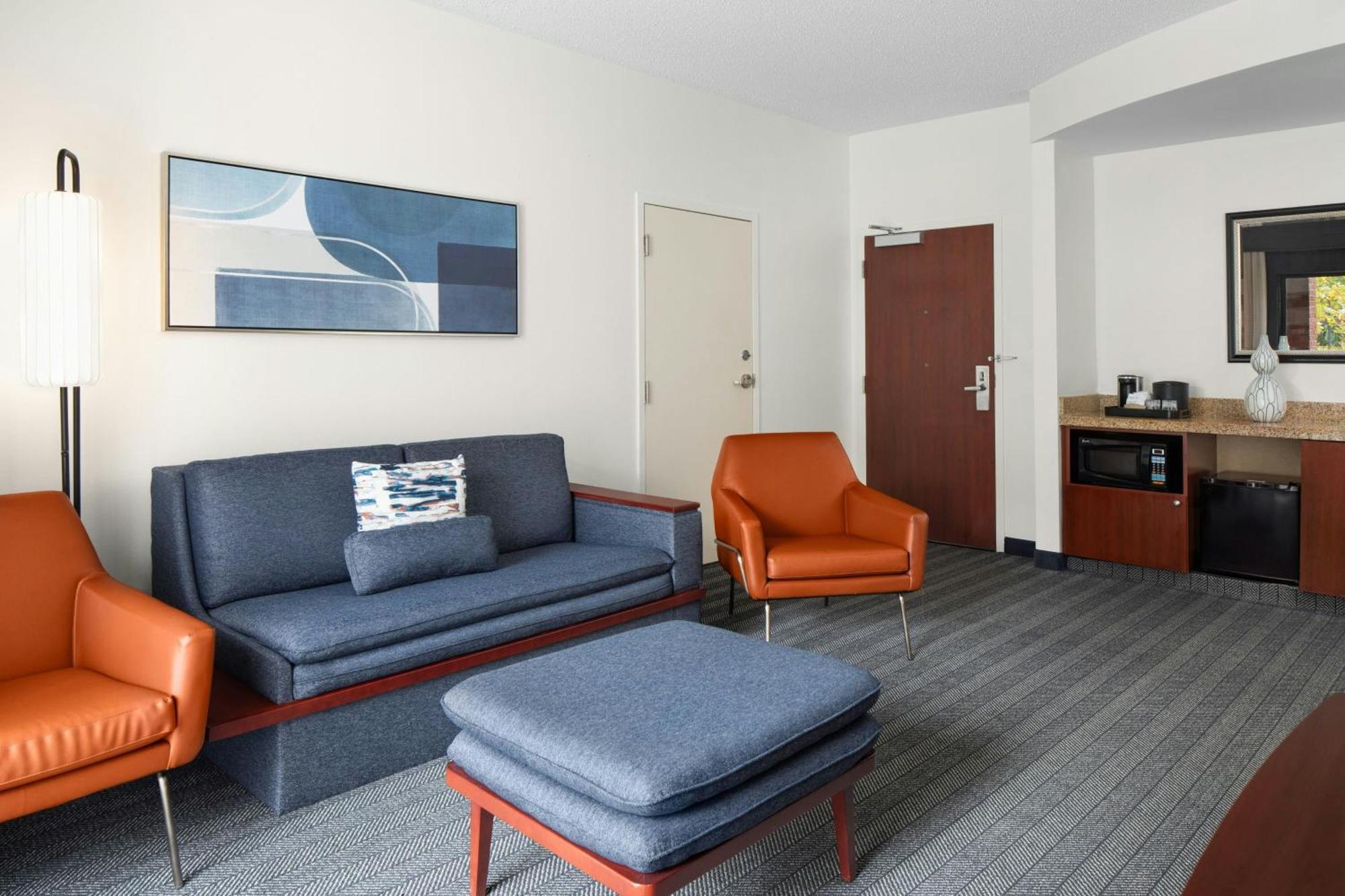 Courtyard By Marriott Knoxville Airport Алкоа Экстерьер фото