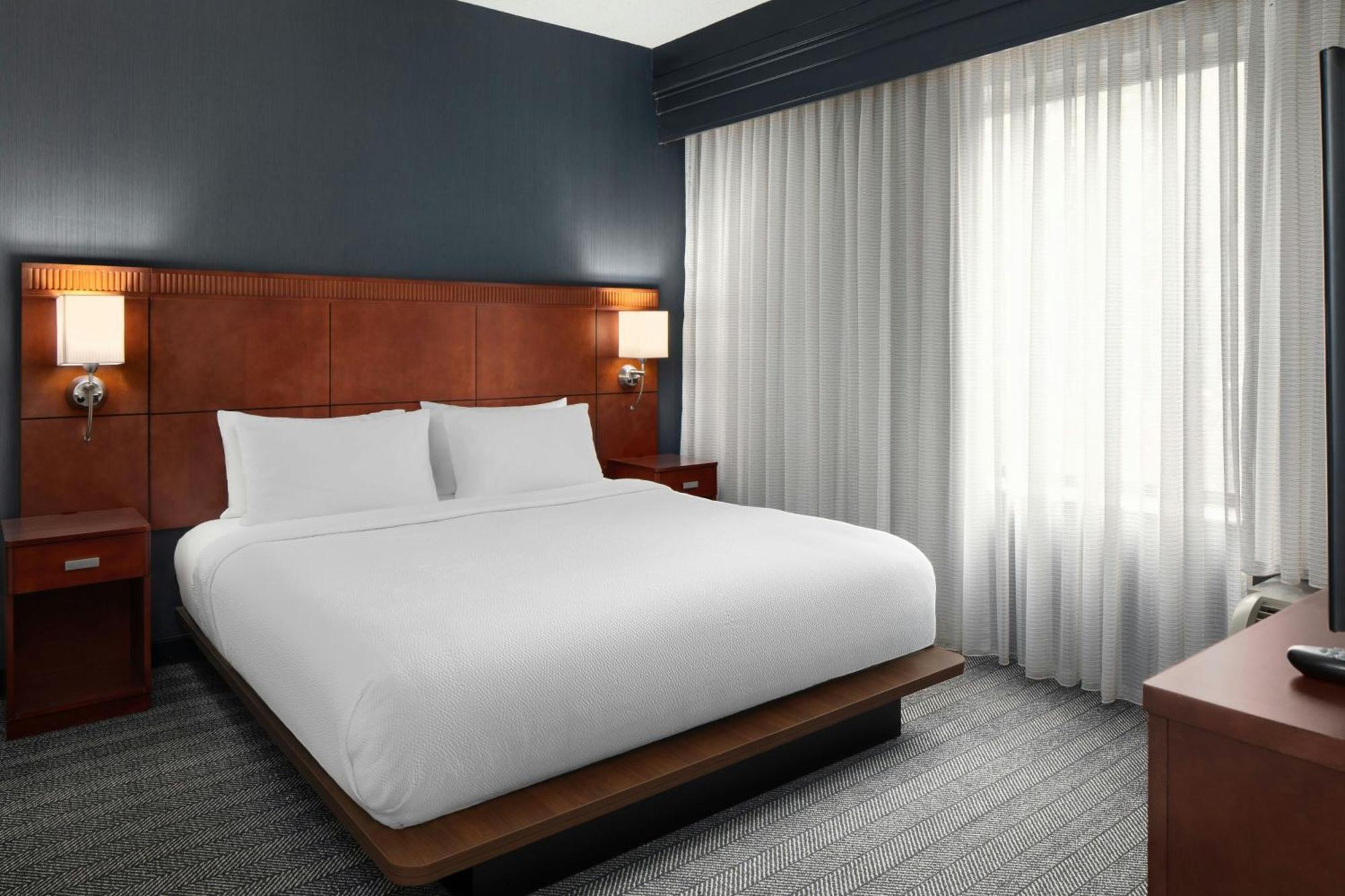 Courtyard By Marriott Knoxville Airport Алкоа Экстерьер фото